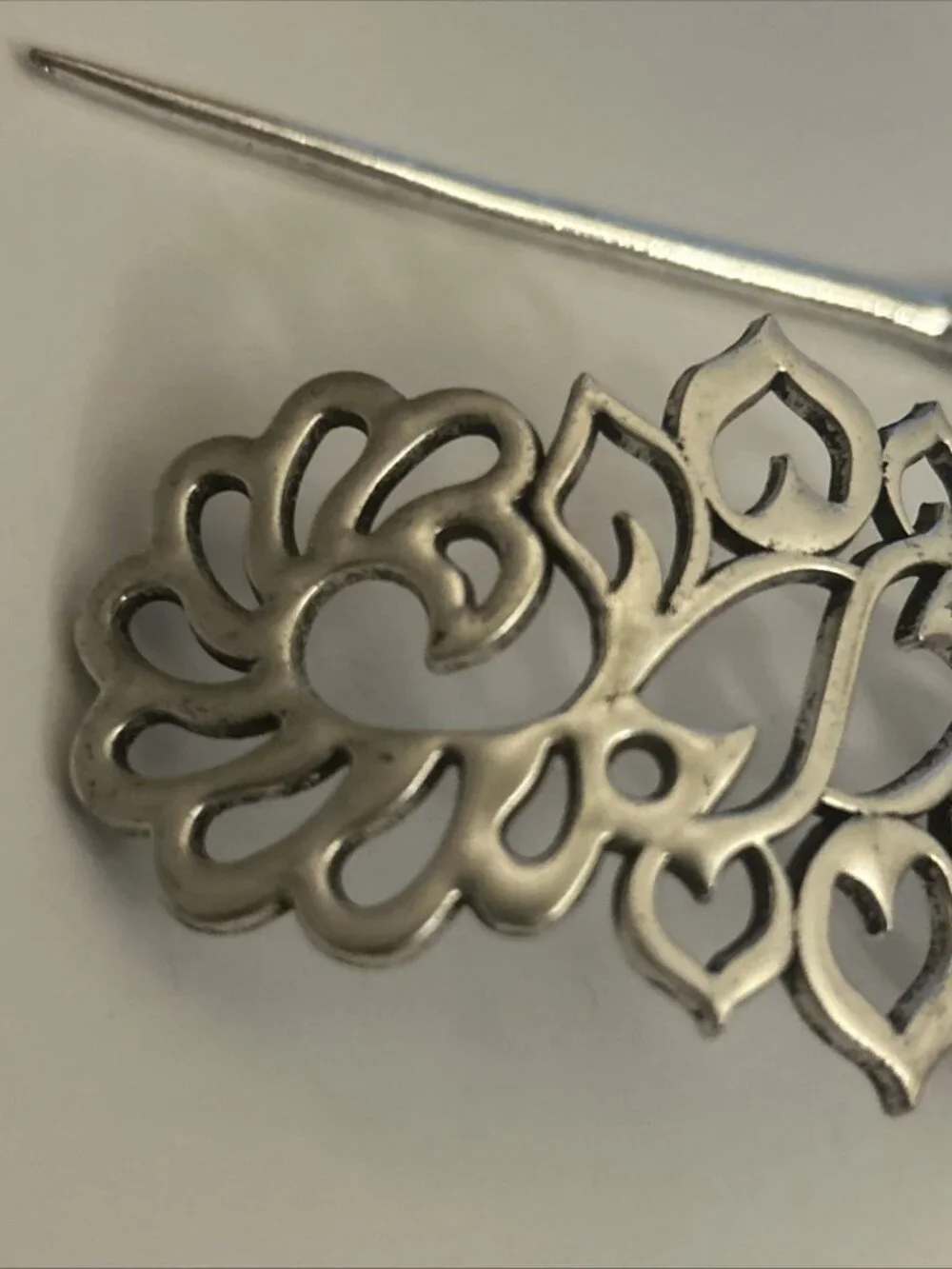 Celtic Hair Barrette Clip Tangled Silver Zinc Alloy Medieval Knot Design Hearts